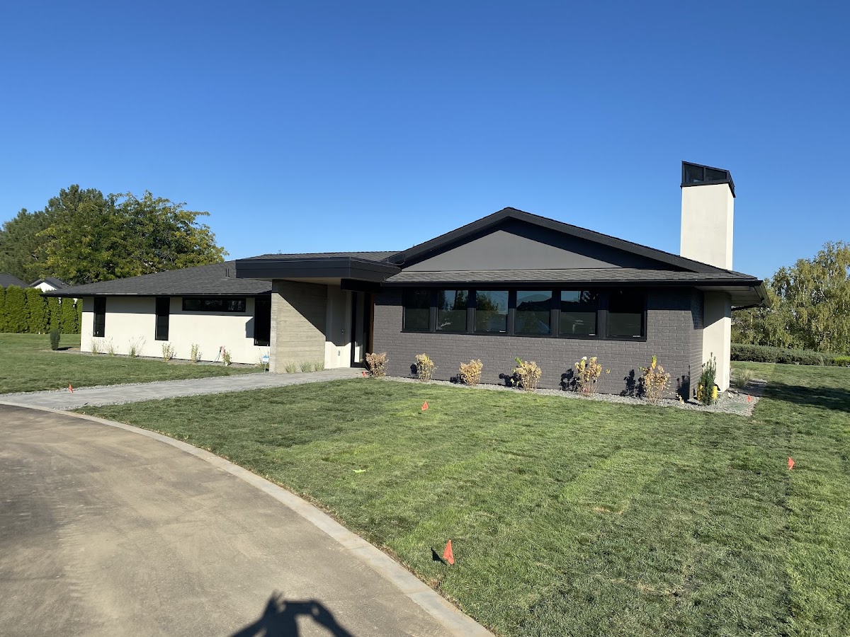 Residential exterior, Yakima